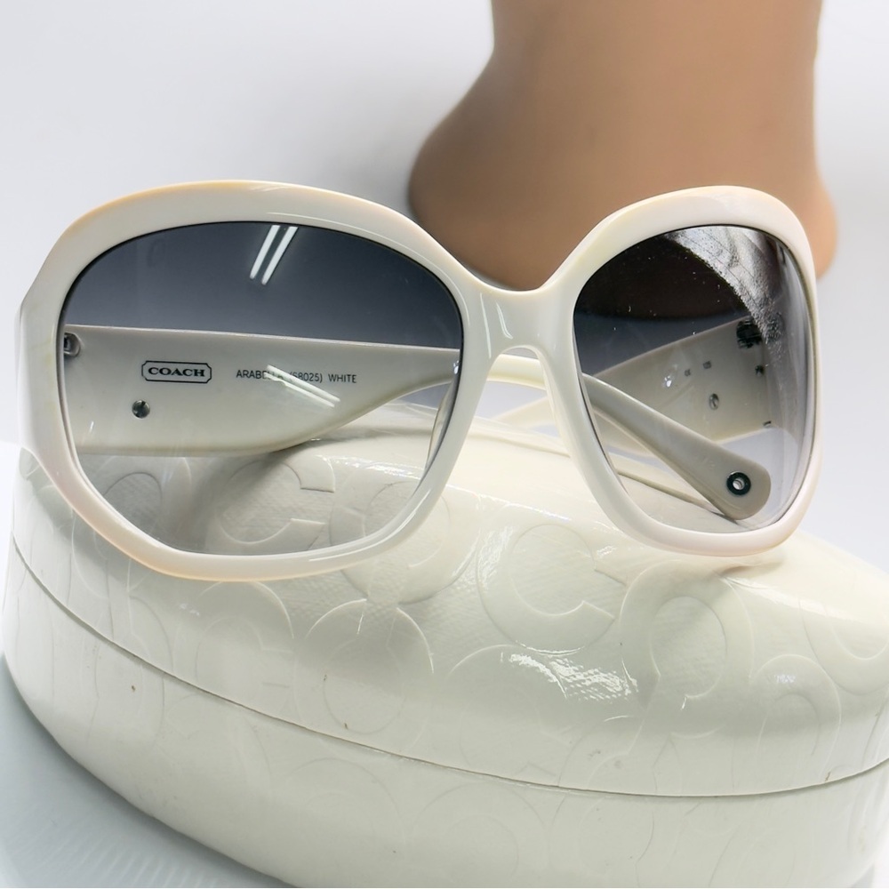 Coach White Oversize Arabella 58025 Sunglasses - Picture 8 of 15